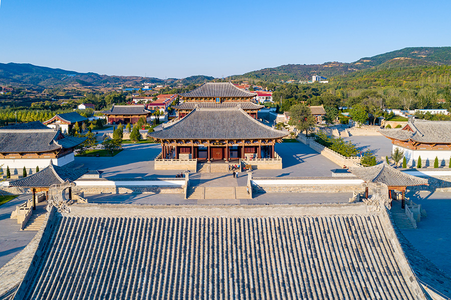 炎帝陵景区,位于山西省晋城市高平市城