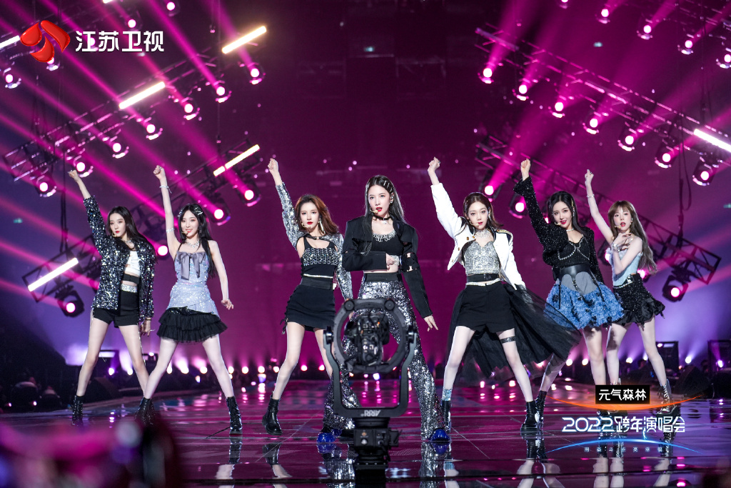  p data-id="gnwwzldzsz">硬糖少女303(bonbon girls 303),中国内地