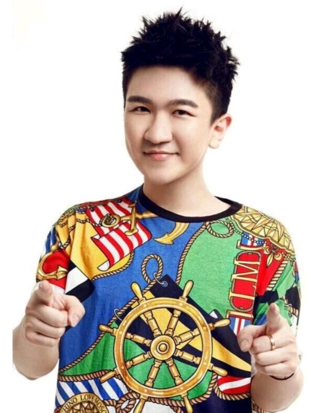 张大大转型做演员，半个娱乐圈帮忙宣传，他人脉为什么这么强大？_百科TA说