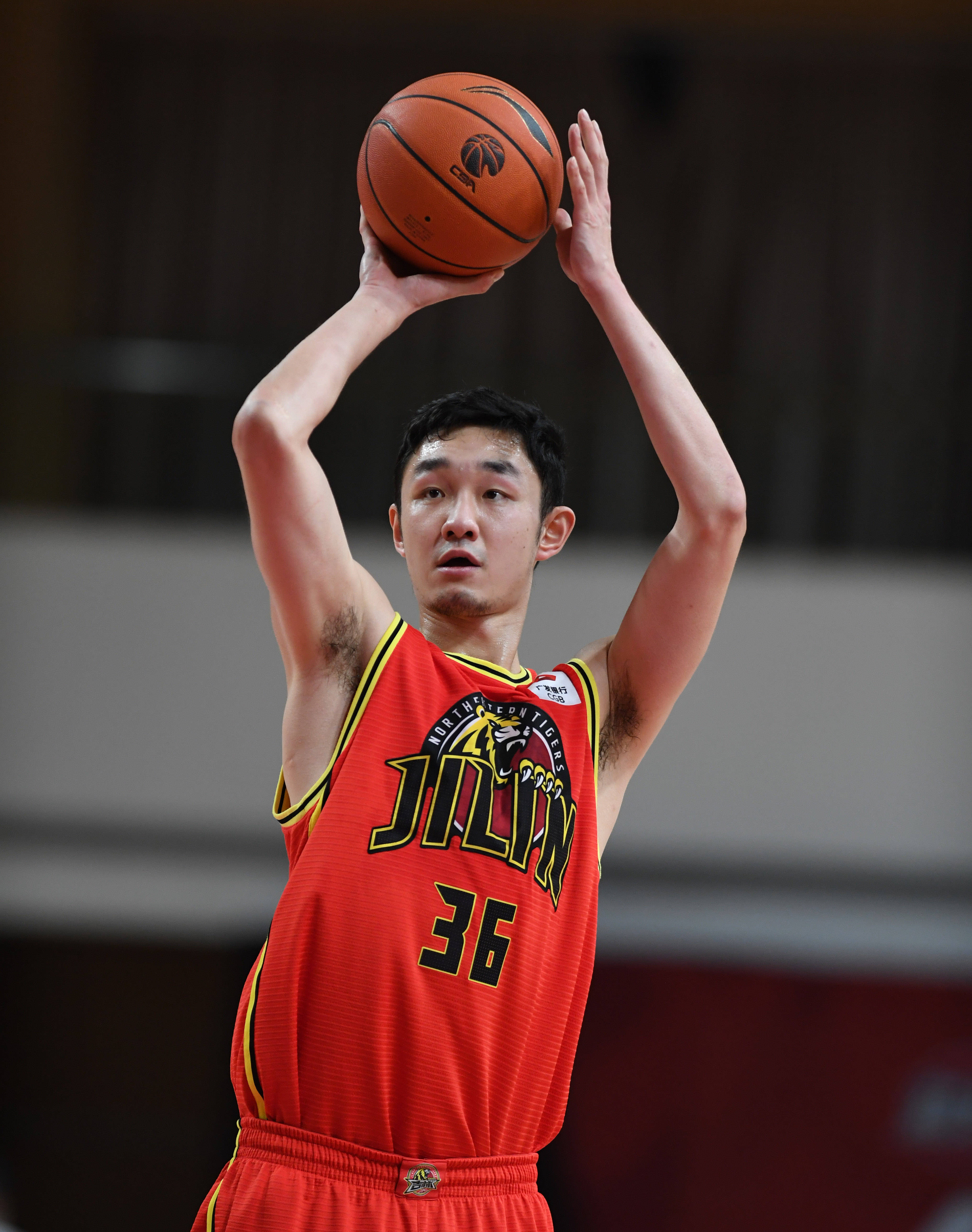 data-id="gnwl5ncxoa">代怀博,男,1994年2月12日出生,中国篮球运动员