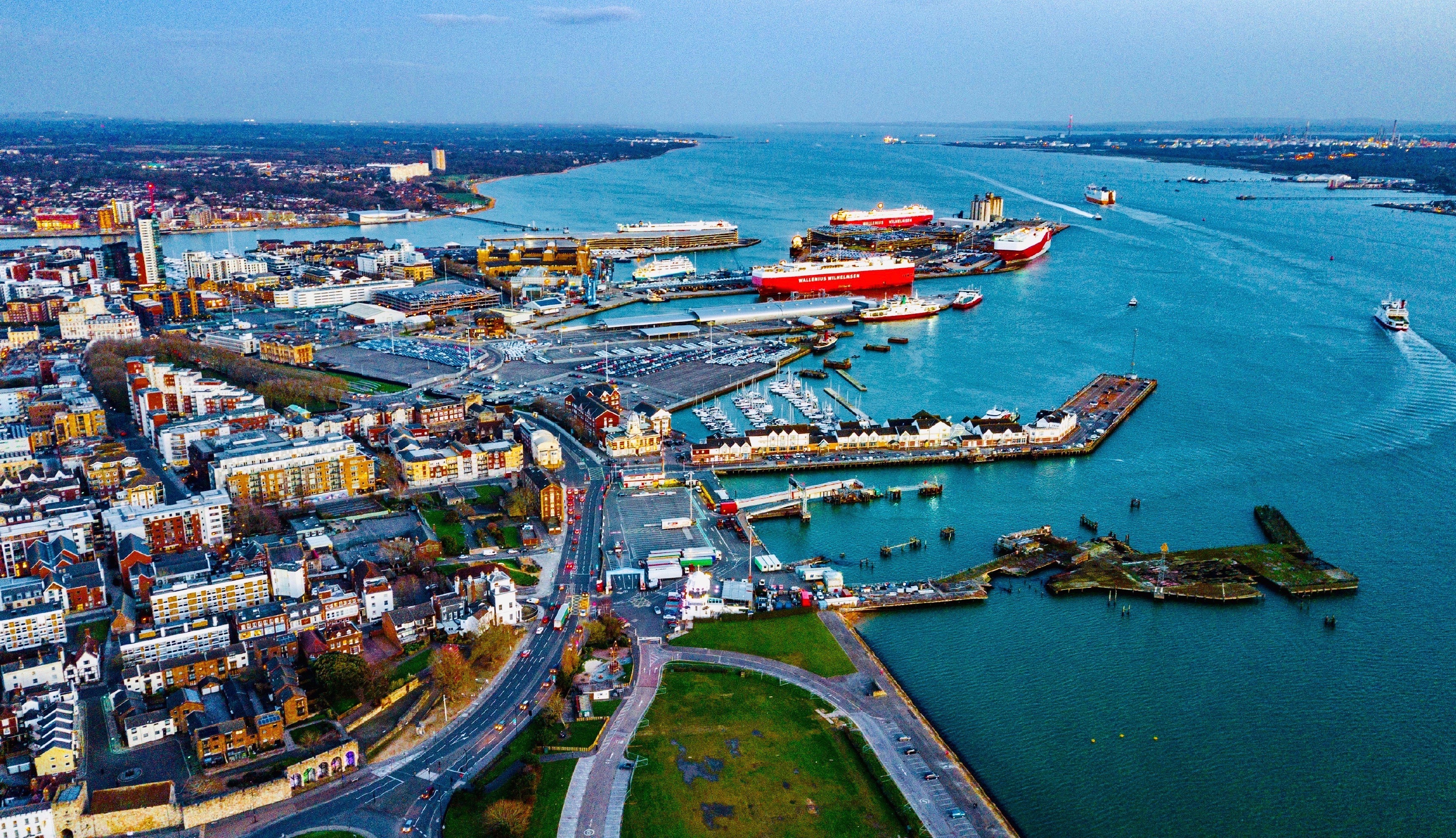  p>南安普顿大学(university of southampton),世界百强名校,英国皇家