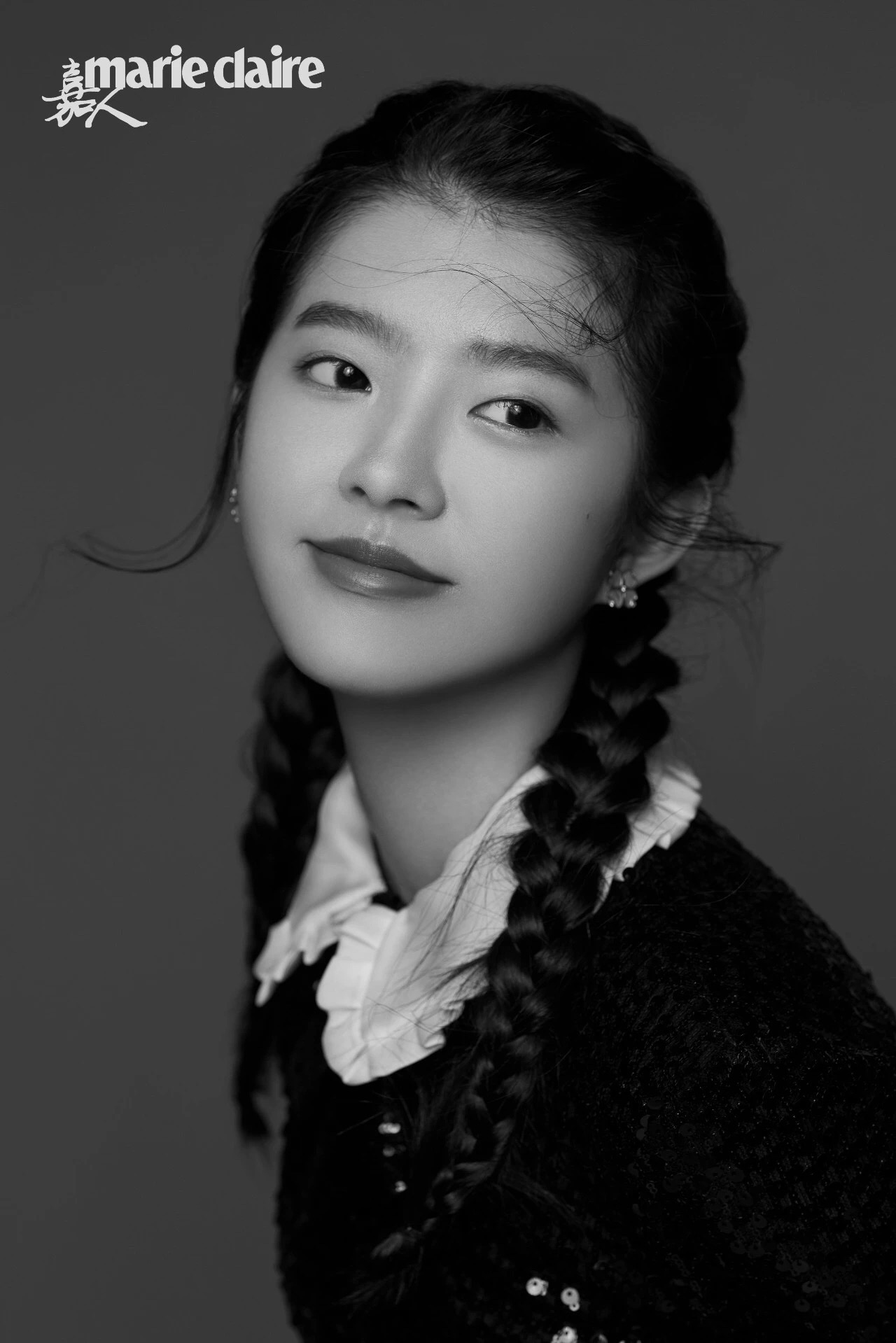 id="gnto7a3le6">何蓝逗,本名何蓝,1999年10月16日生于广东省惠州市