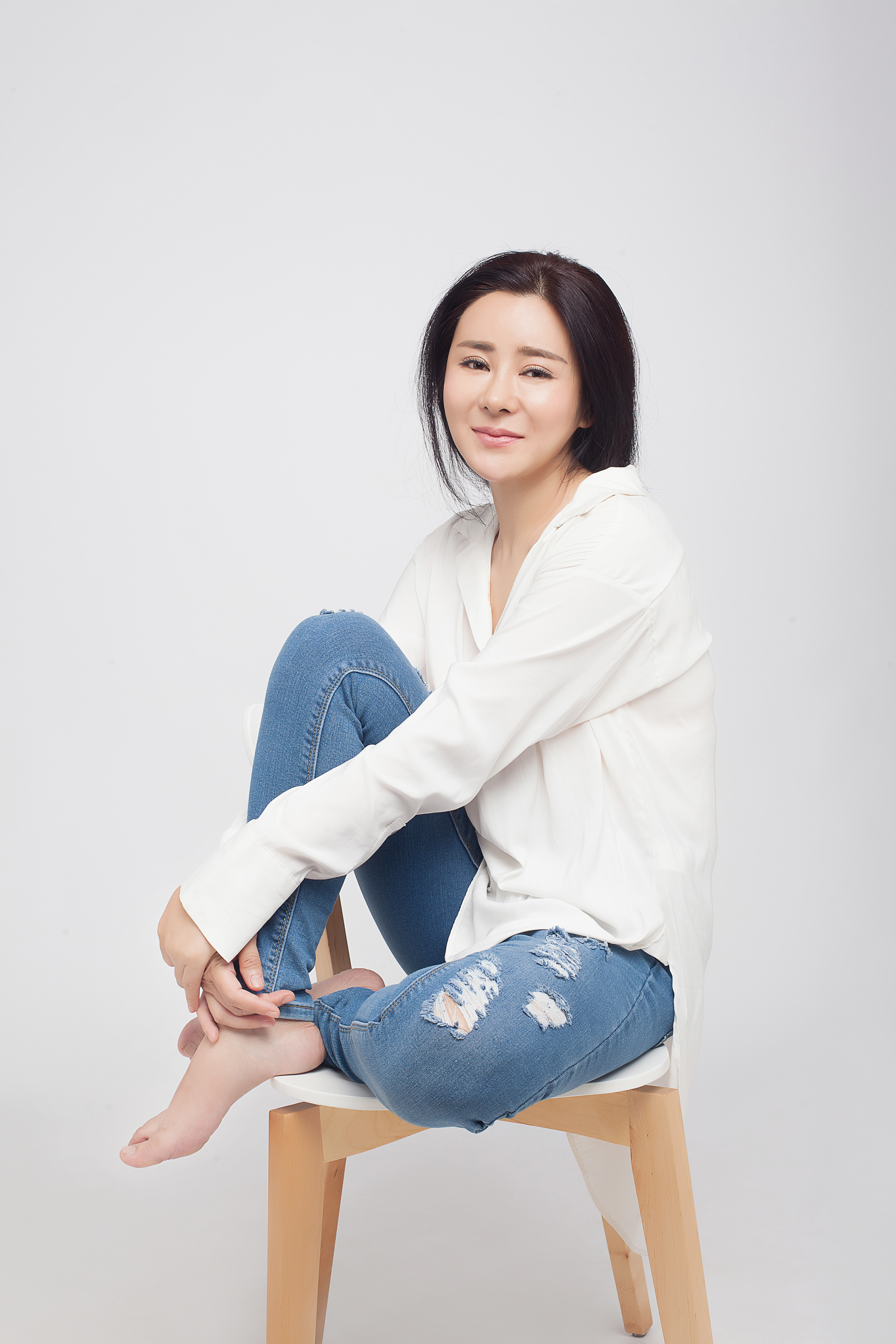  p>肖雨蒙,1982年5月26日出生于山东省临沂市平邑县,中国内地女歌手