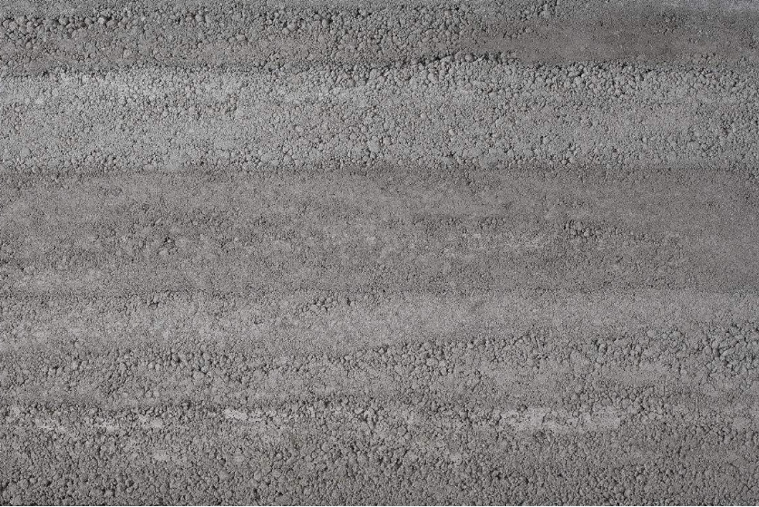  p>指单纯的混凝土,相对于钢筋混凝土而言的,当按照现代力学进行分析