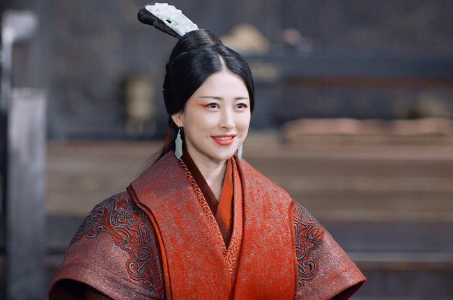 ">赵姬,是古装剧《 a target="_blank" href="/item/大秦赋/55137279"