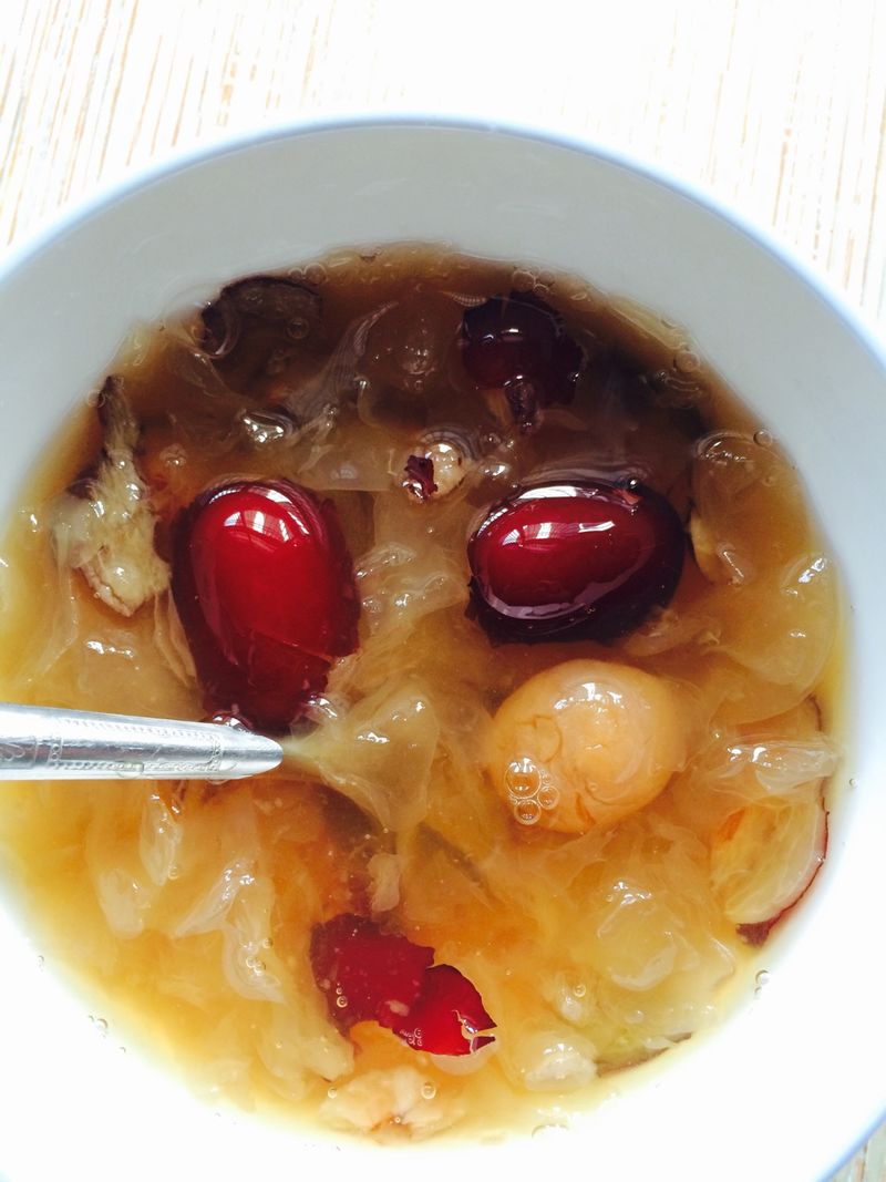 红枣银耳莲子桂圆