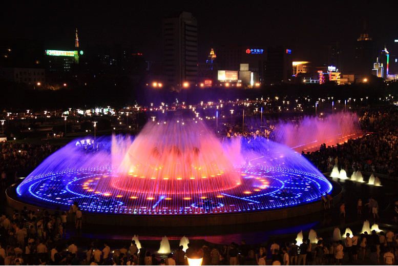 泉城广场音乐喷泉
