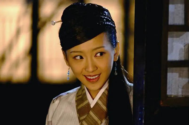 何凤仪是电视剧《 a target="_blank" href="/item/龙行天下之鬼新娘