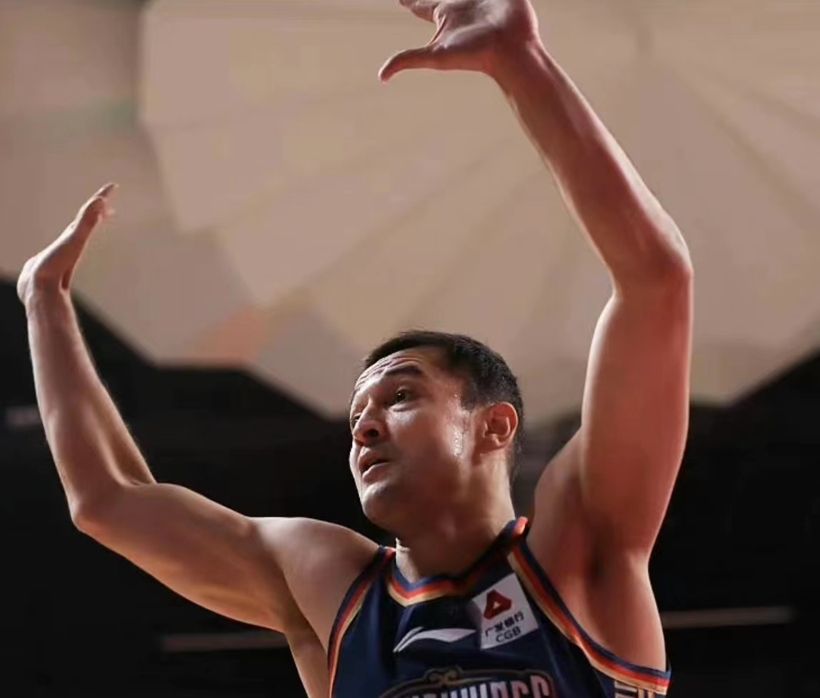 西热力江·木合塔尔