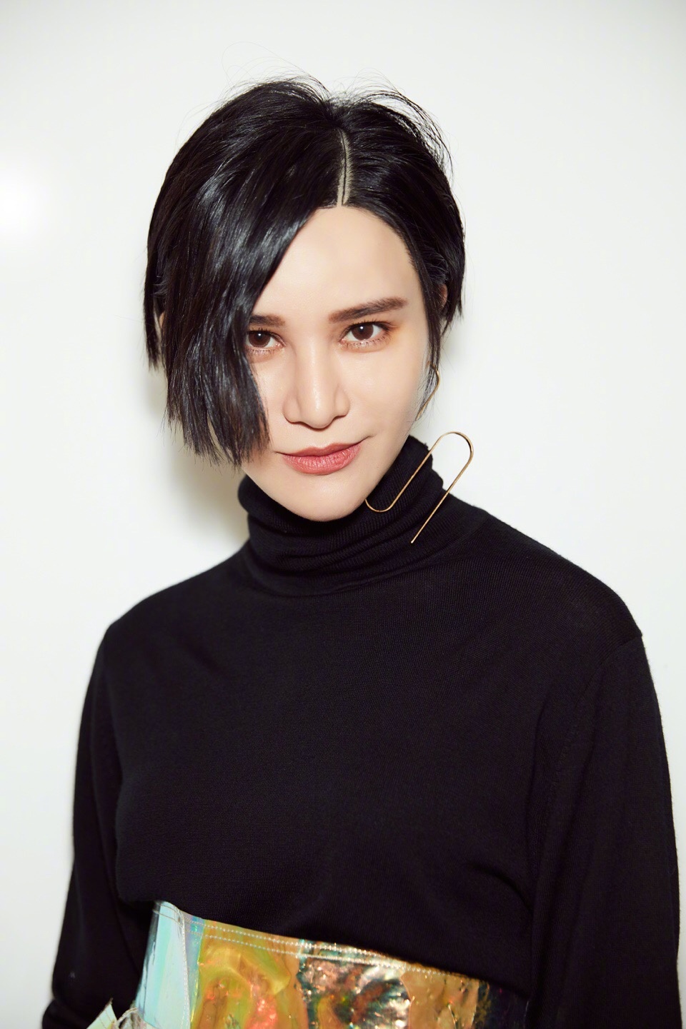 shang),1982年12月22日出生于上海市,中国内地流行乐女歌手,词曲作者