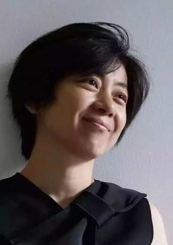  p data-id="gnbt4iobvh">解小青, a target="_blank" href="/item