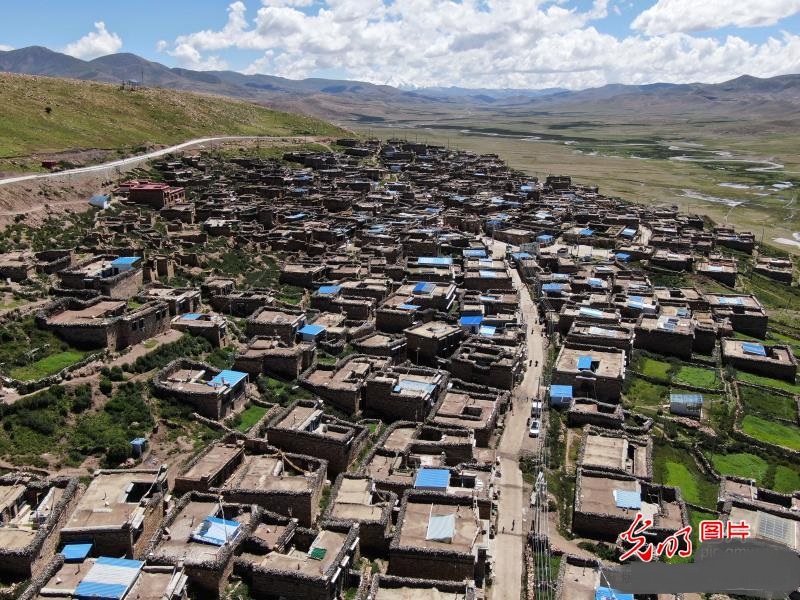  p data-id="gn3gpini7o">扎杂村是山南市措美县哲古镇辖行政村. /p>