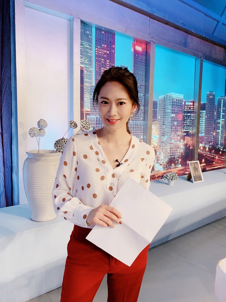  p data-id="2lz2kxfkeuo">陈蓓蓓,女,汉族,19