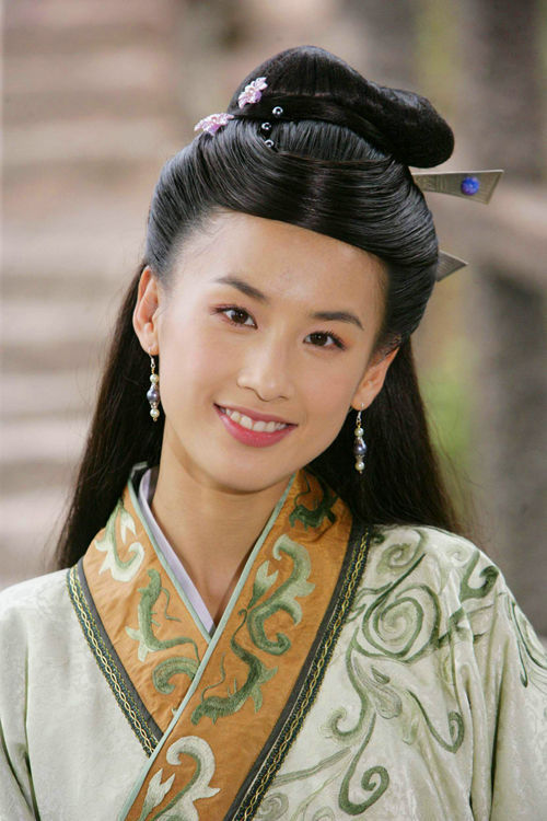  p data-id="gntja1xgp7">温青青, a target="_blank" href="/item