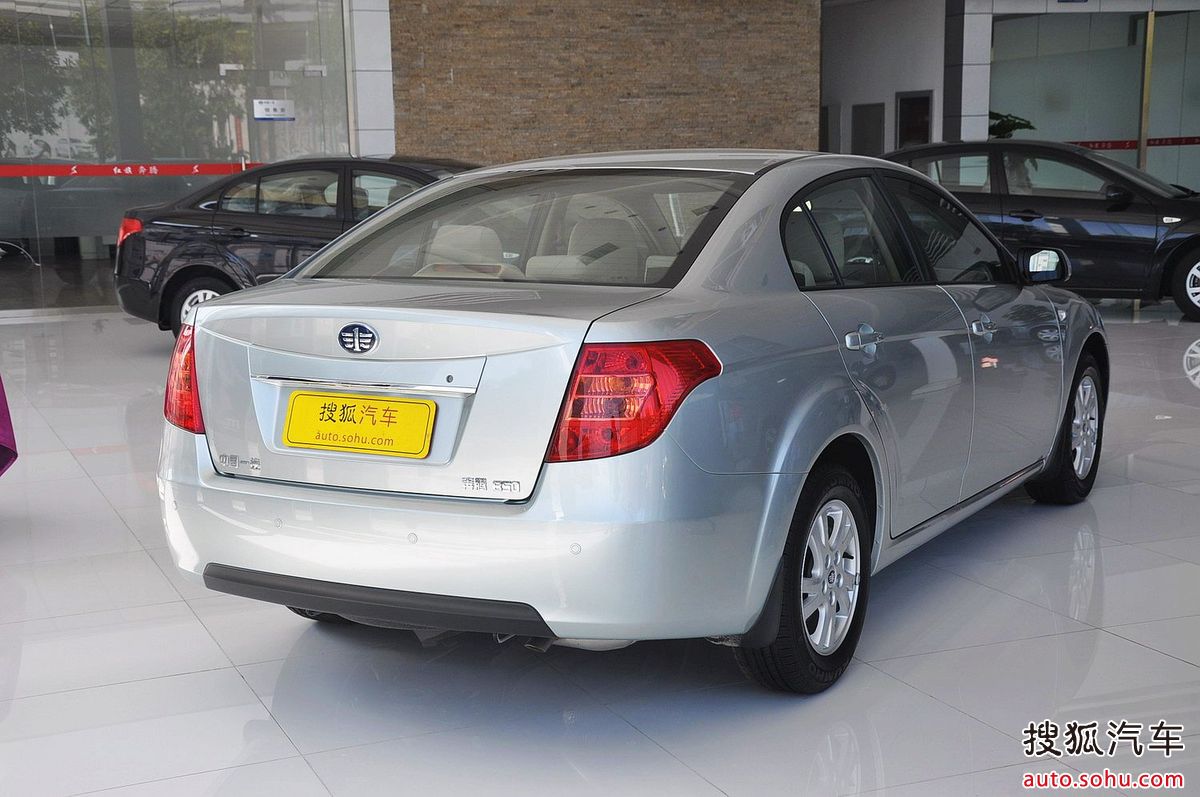  p>奔腾b50是 a target="_blank" href="/item/一汽轿车/287190" data