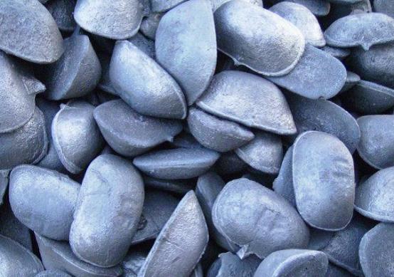 mdr">在结晶过程中没有石墨析出,断口呈银白色的一类铸铁,简称白口铁