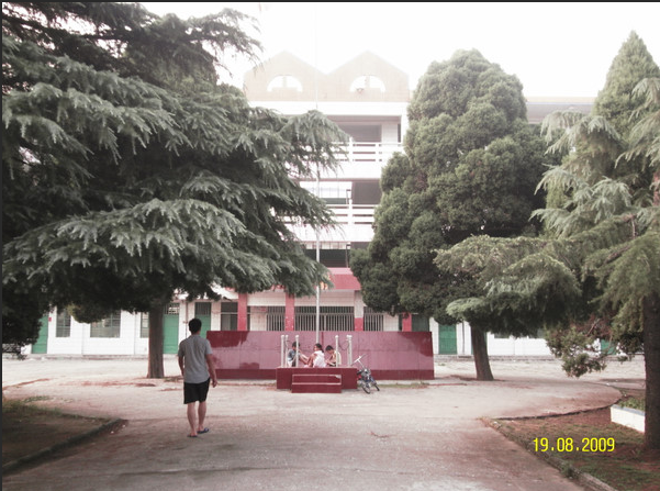 镇平县第二高级中学