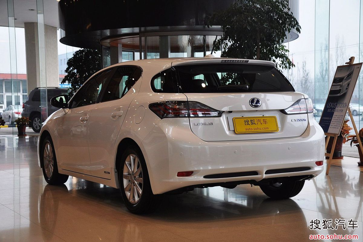 雷克萨斯200h