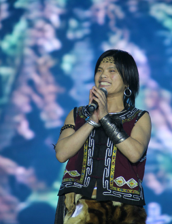 ww1zvb49">野马,本名许艺舟,贵州省思南县许家坝镇人,中国内地男歌手