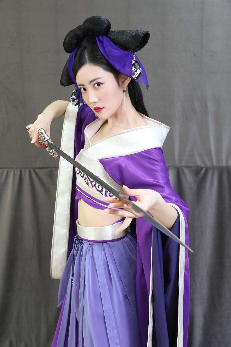  p>周越,中国内地女演员,2018年4月,主演电影《 a target="_blank"