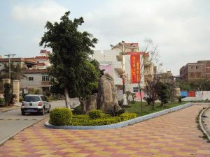 href="#" data-lemmaid="2279862">晋江市 /a>英林镇一个行政村,位于