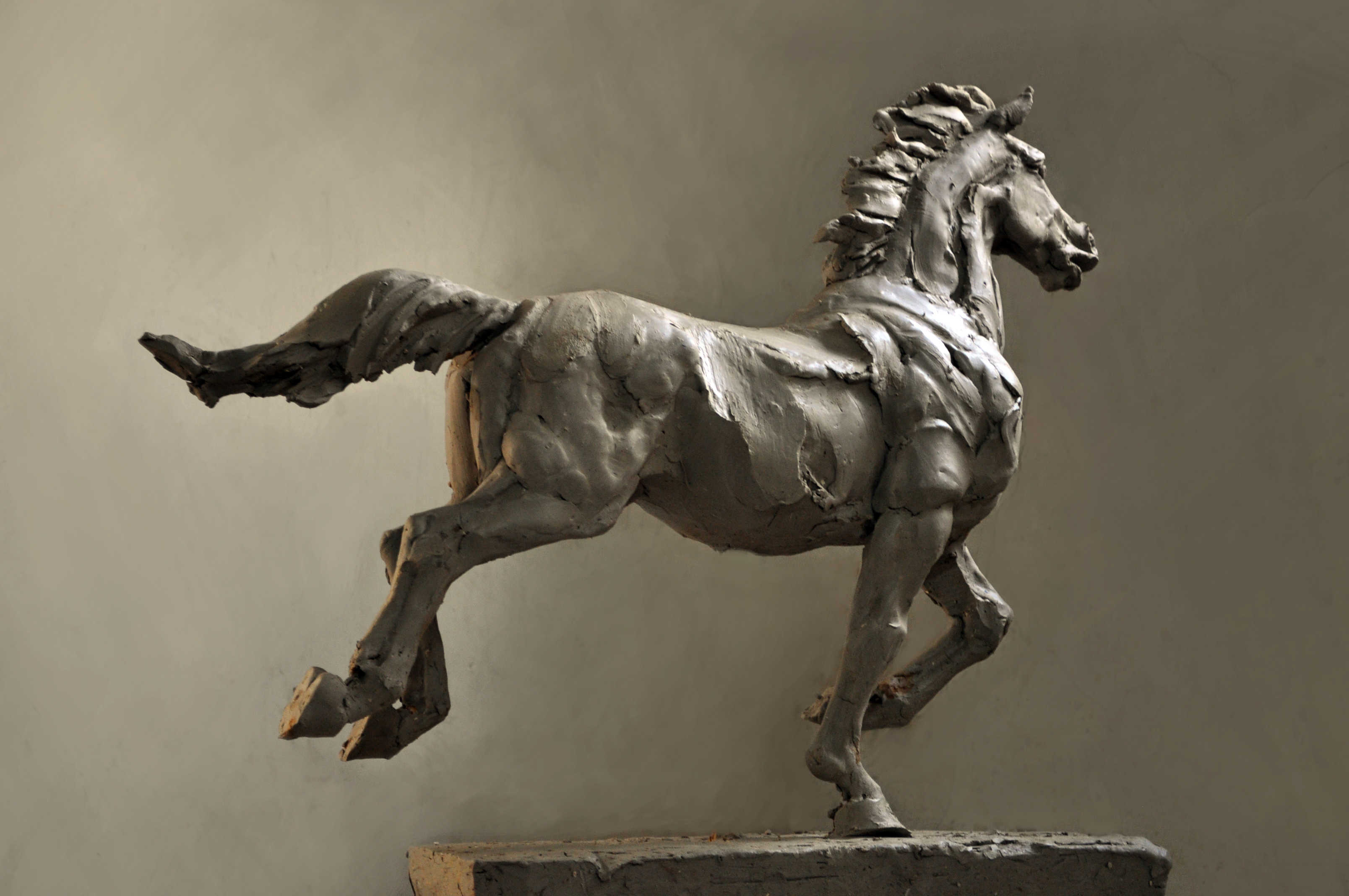 中国当代著名国家级雕塑大师,新中国国礼艺术大师,人民功勋艺术家