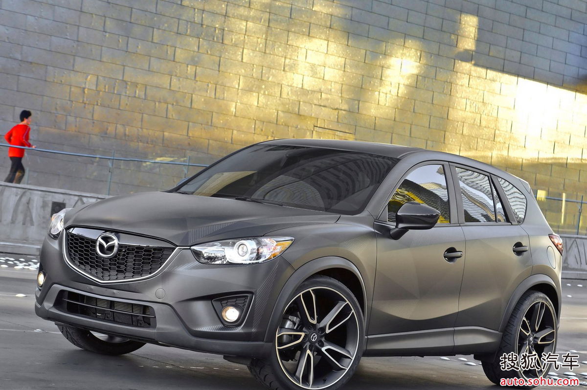  p>全新马自达cx-5定位于紧凑型suv,长,宽,高分别为4555/1840/1710(mm