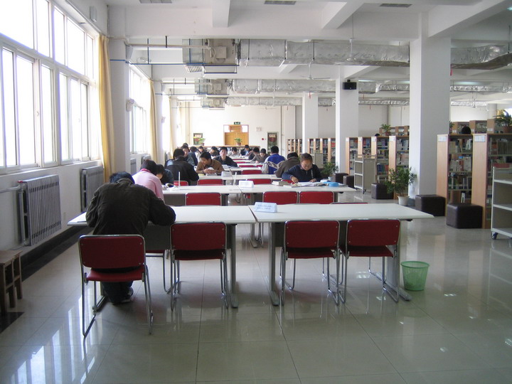 西北工业大学明德学院图书馆