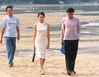  p>《黑夜彩虹》是香港电视广播有限公司(tvb)2003年拍摄制作的22集