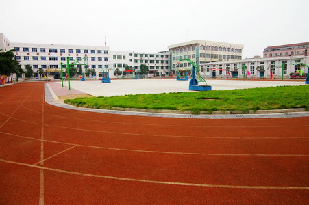 id="gnhg8yahb8">新郑二中位于人杰地灵的河南省郑州市新郑市郑韩故城