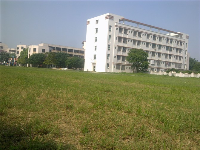 仙城赵学波中学