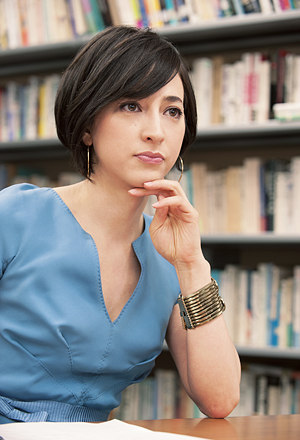  p>泷川雅美,1977年10月1日生于法国巴黎,日法混血儿,日本人气女主播.