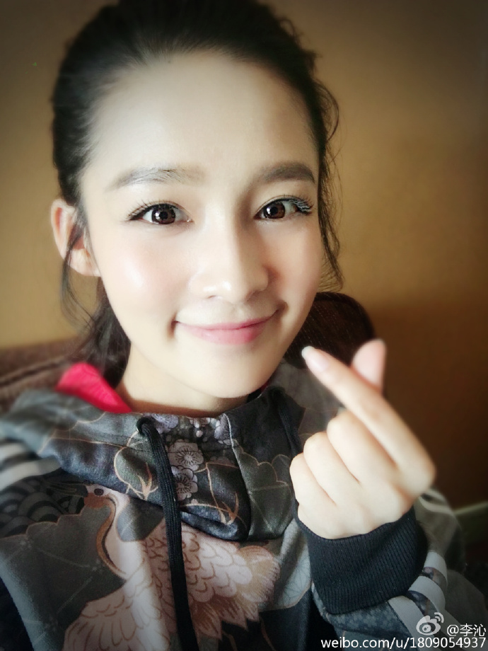  /p> p>2008年,李沁因在古装剧《 a target="_blank" href="/item