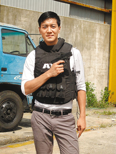  p>黎诺懿,1980年6月15日生于香港,中国香港男演员,2002年参加tvb艺员