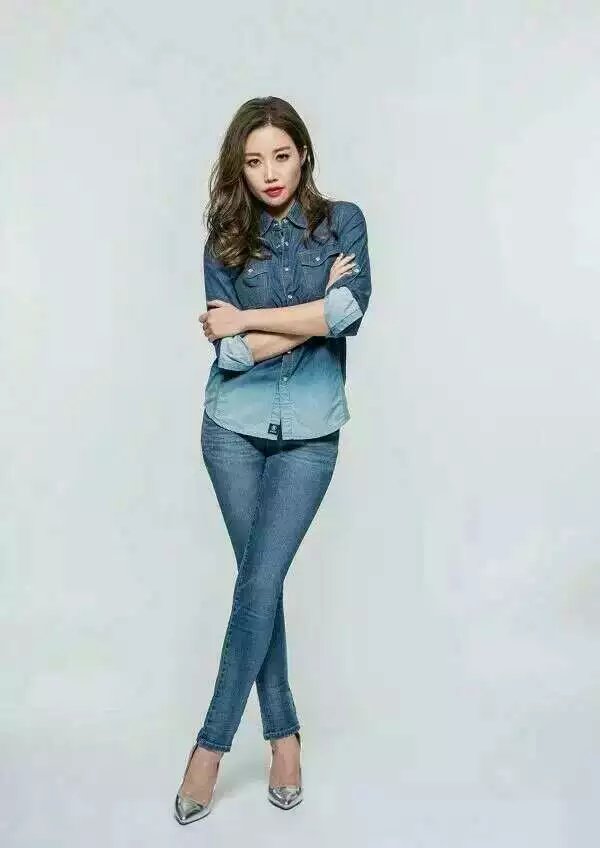  p data-id="gn8ri7rhxx">《ah ah》是a-lin黄丽玲演唱的歌曲,由anna