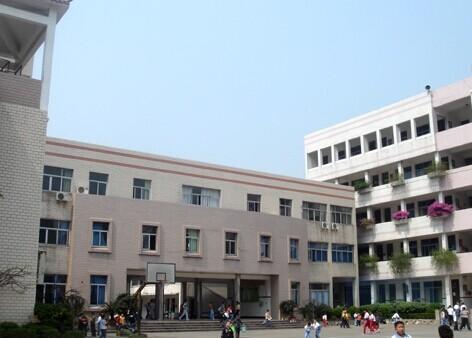 "#" data-lemmaid="7910371">平阳县昆阳镇 /a>第二小学,简称昆阳二小