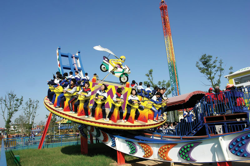  p>长沙柏乐园是湖南首家游乐综合体,中国大型渔文化主题游乐园,由 a