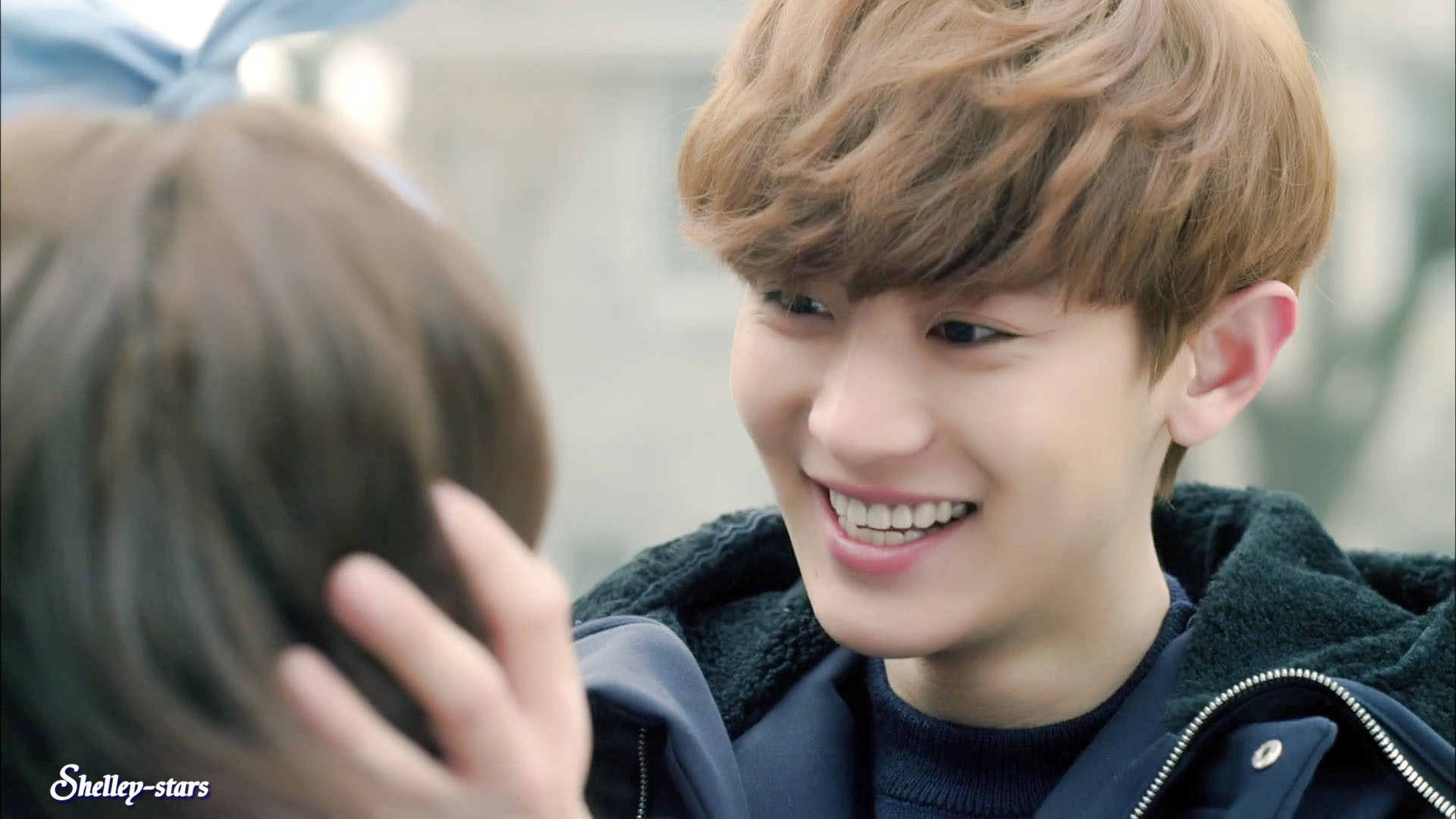  p>《我邻居是exo》是由李权执导, a href="#" data-lemmaid="1225236