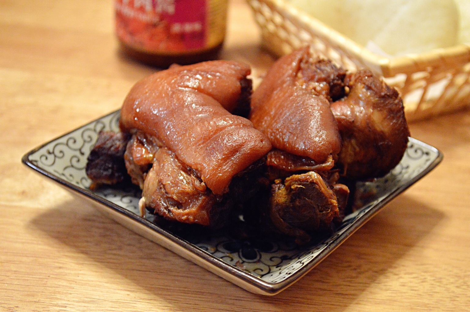 高压锅版酱猪肘