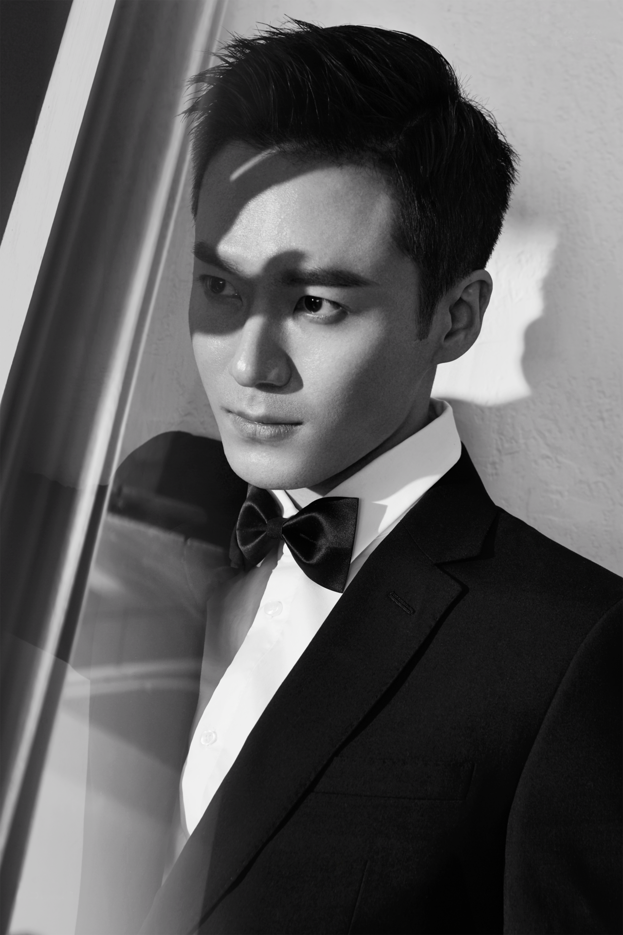 原名茅志君,1986年12月31日出生于浙江省绍兴市,中国内地影视男演员