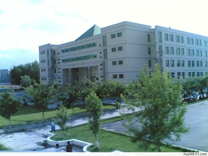  p>呼图壁县第一中学创建于1956年9月,1979年经自治区教育厅批准确定