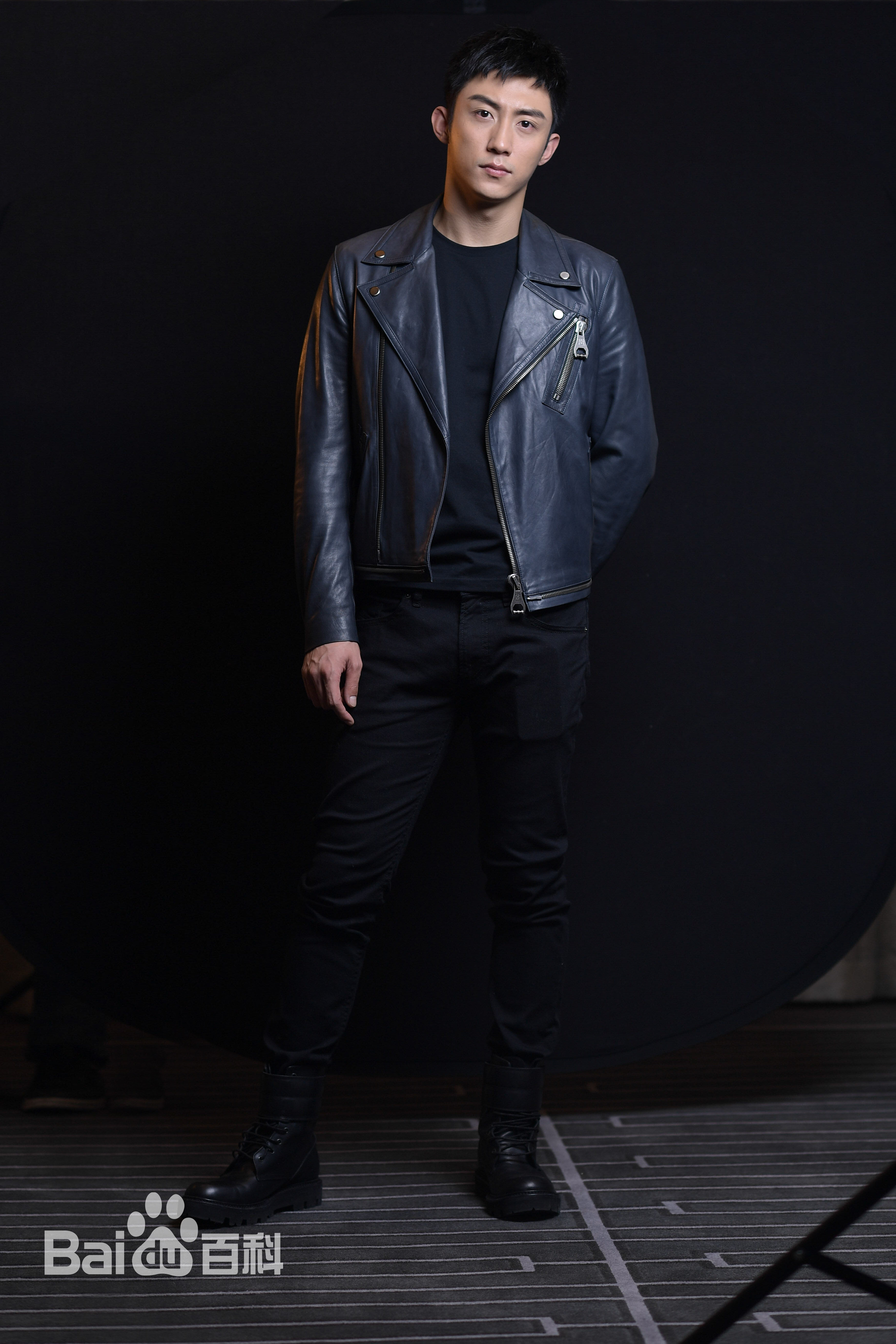 1992年11月30日出生于辽宁省丹东市,中国内地影视男演员,模特