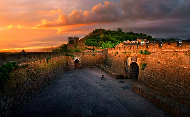  p>台州府城墙,又称江南长城,江南八达岭,全长6000余米,现存5000余米