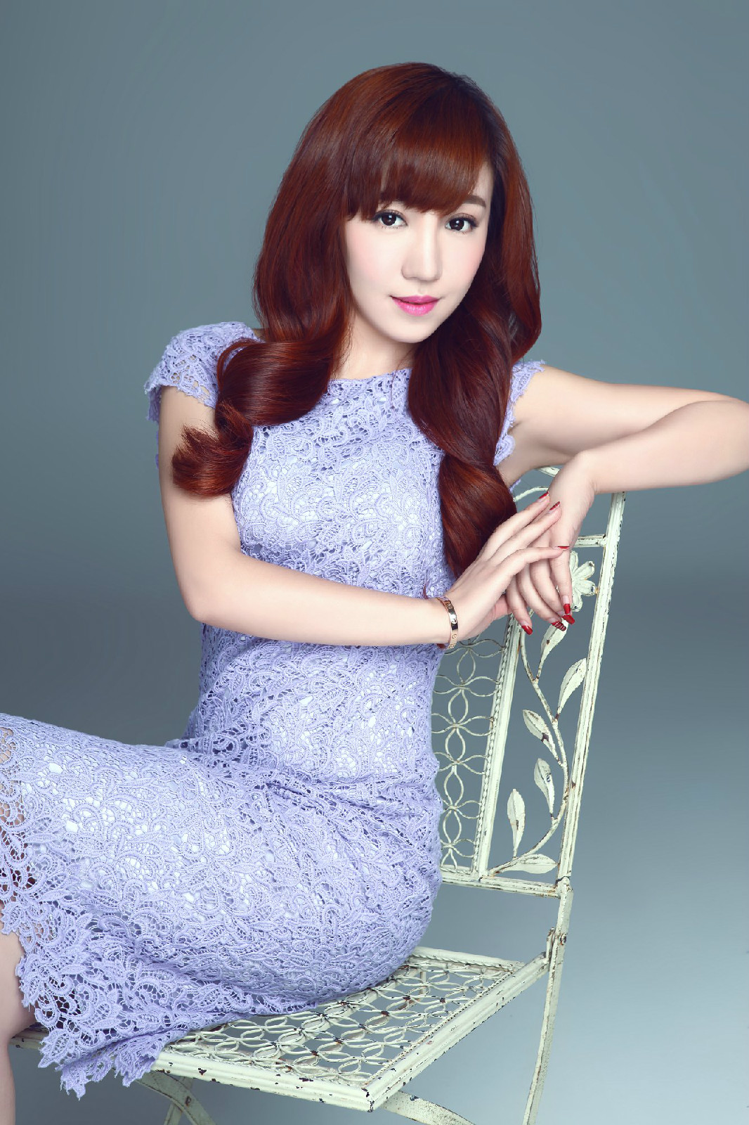  p>云飞儿,7月30日出生于黑龙江省哈尔滨市,中国内地华语女歌手.