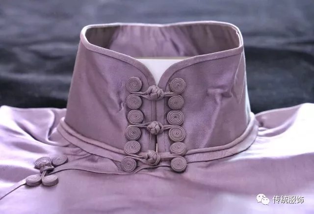花扣/盘扣：绽放在旗袍之上的传统符号 | 读懂中国风_百科TA说