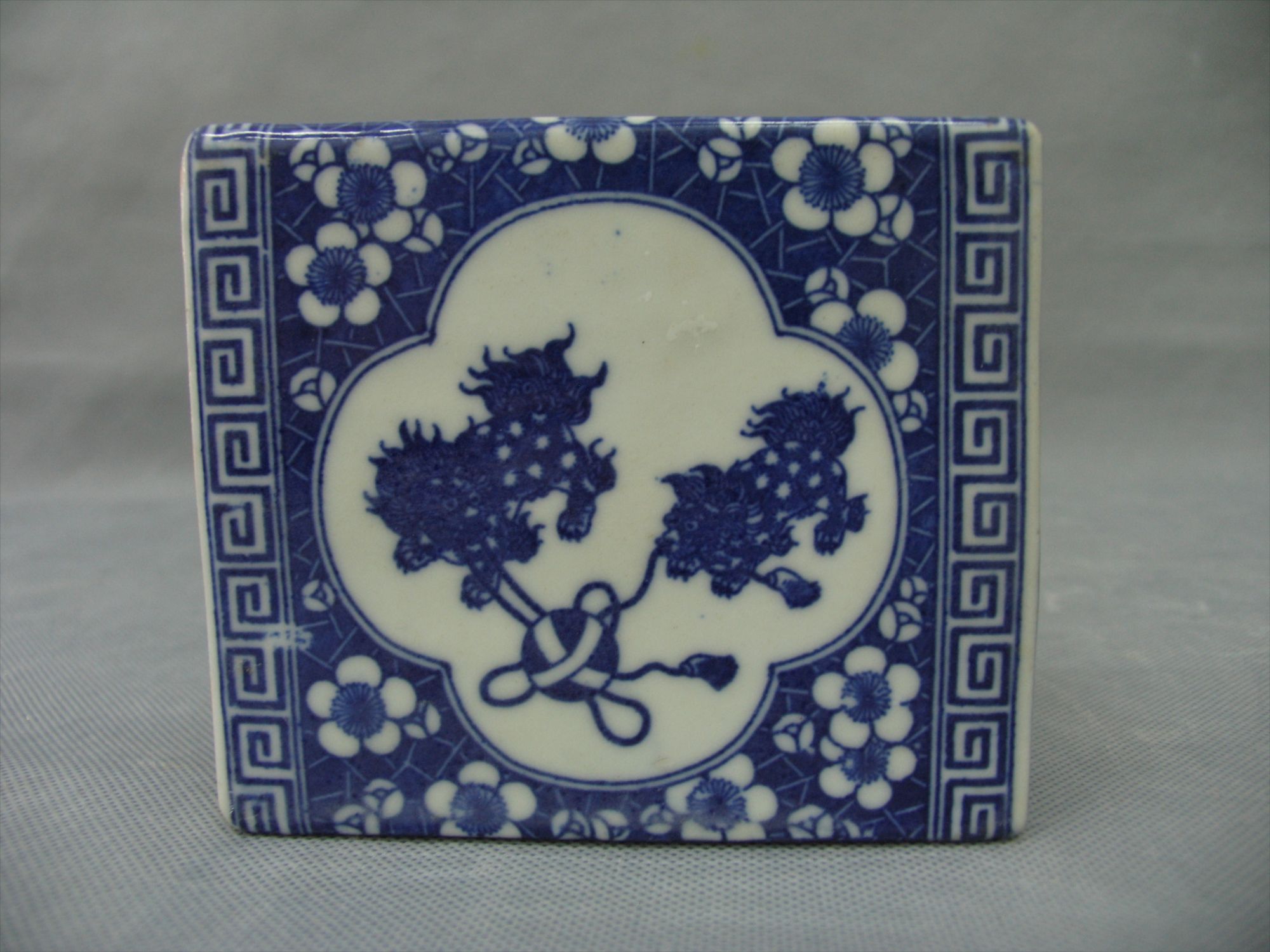 清代青花瓷方枕