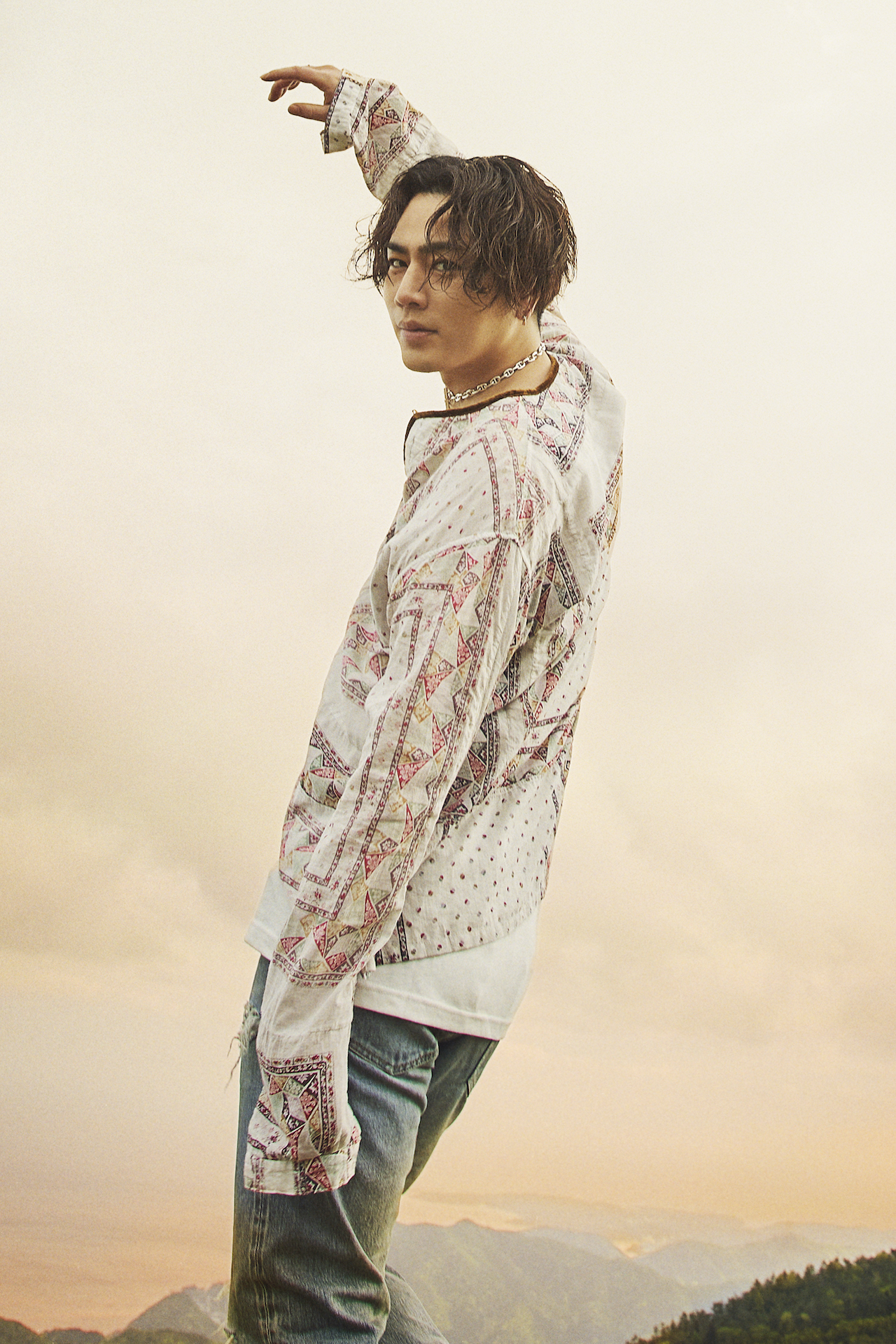  p>登坂广臣(hiroomi tosaka),作为solo歌手活动的艺名是  mi,1987年3