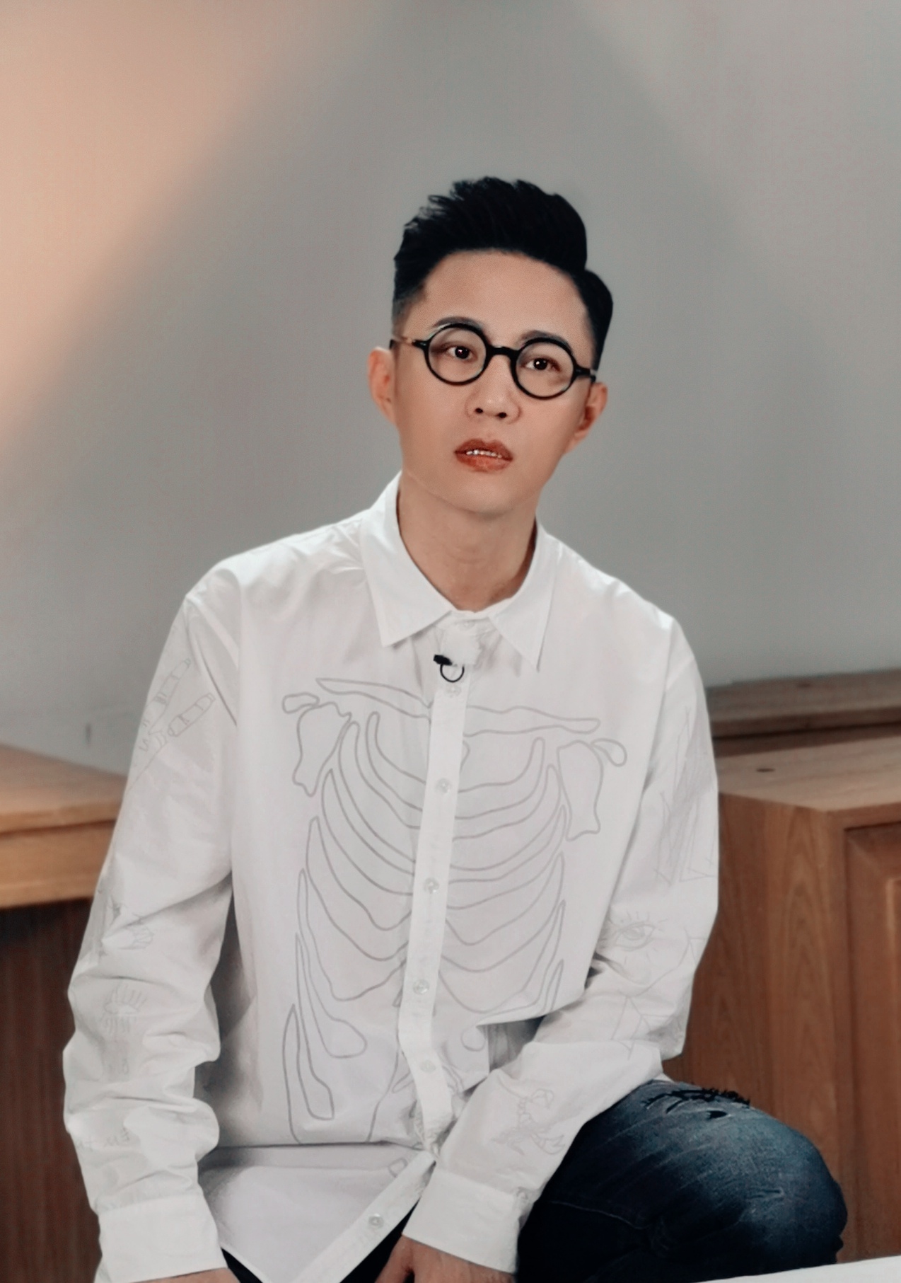  p>石头,本名王卓实,11月14日出生于中国吉林省吉林市,中国内地流行男