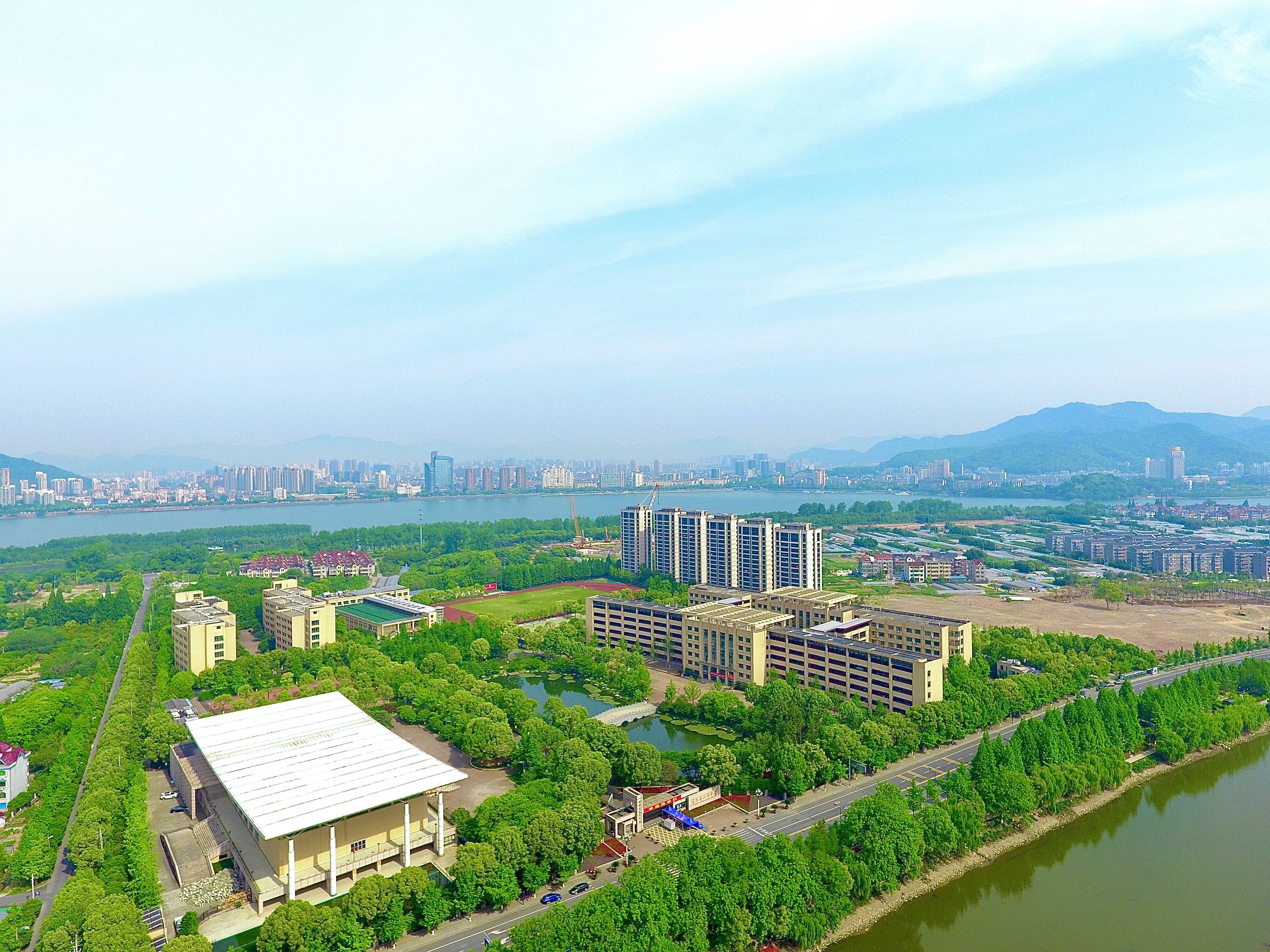 杭州市富阳区江南中学