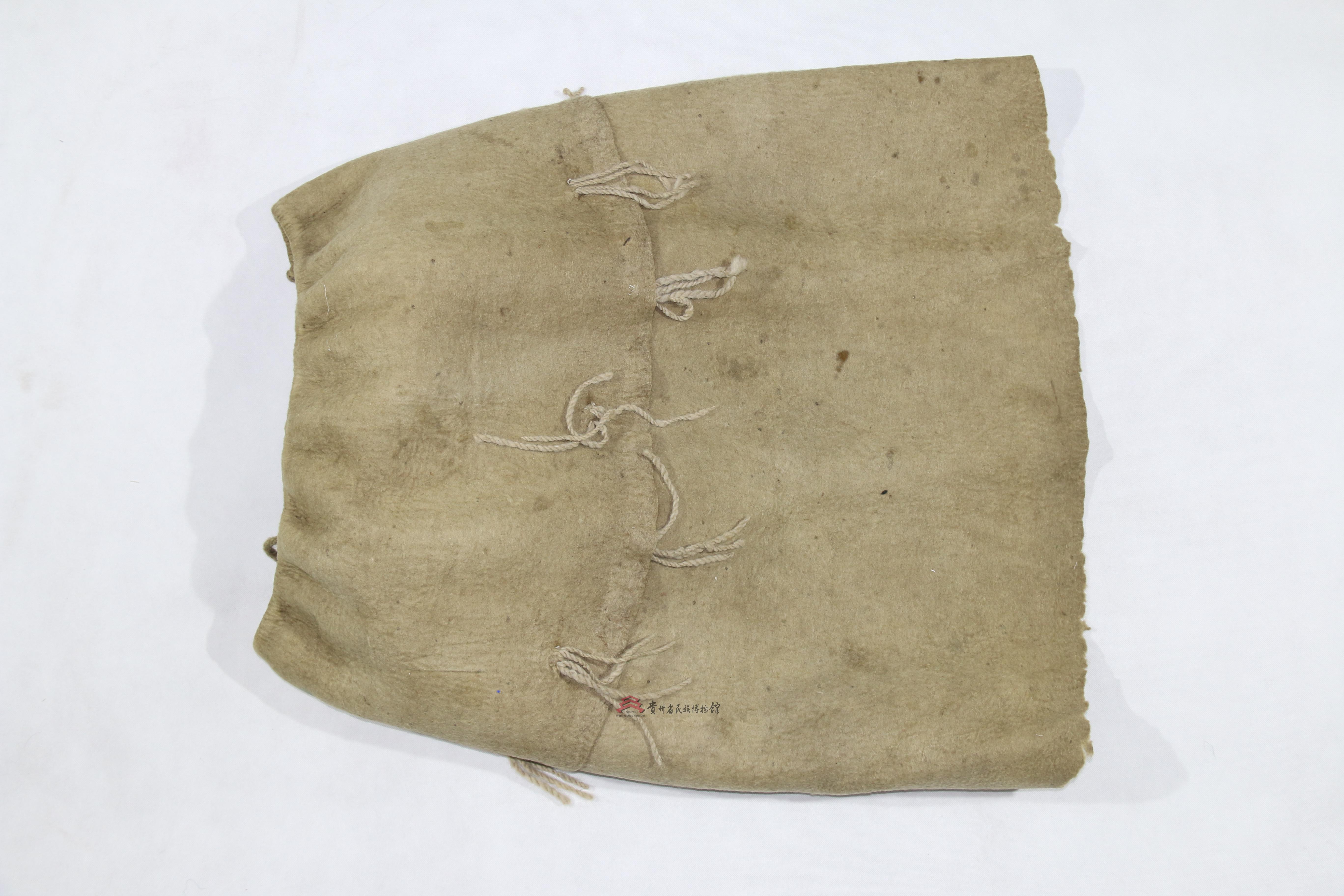 当代赫章彝族羊毛披毡